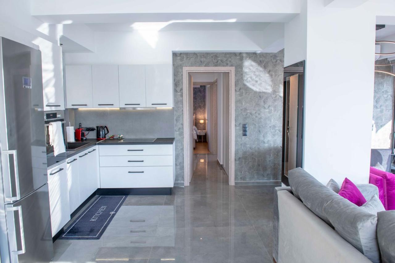 Luxury Penthouse With Acropolis View And Jacuzzi Leilighet Athen Eksteriør bilde